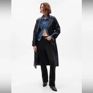 GAP Mid-Rise Velvet Baby Boot Jeans Size: 32 LONG (Size US 14) **SUPER SOFT**